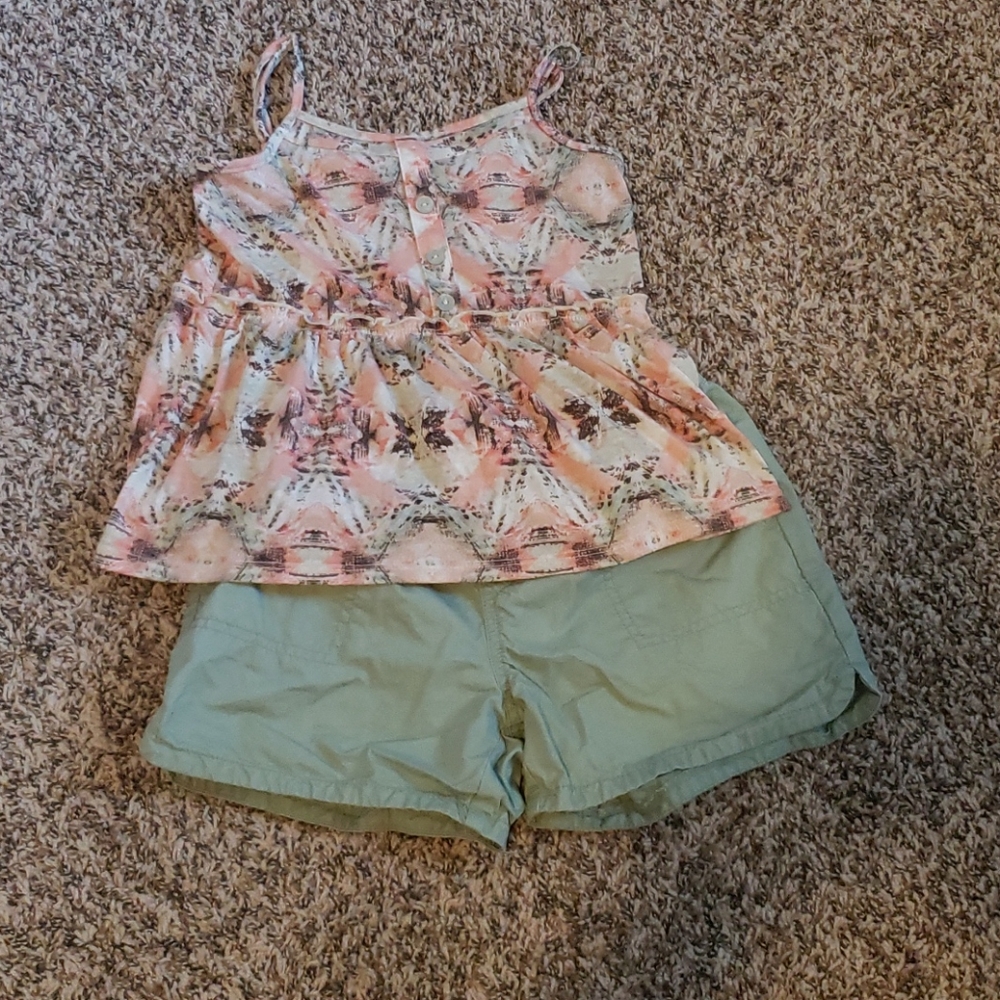 Girl's short and tank set